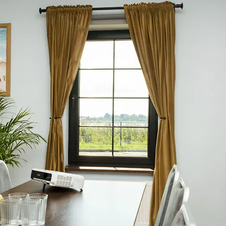 Kurort Stara Wedzarnia 아파트호텔