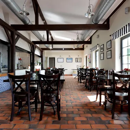 아파트호텔 Kurort Stara Wedzarnia 4*