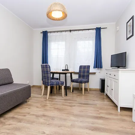 Kurort Stara Wedzarnia アパートホテル