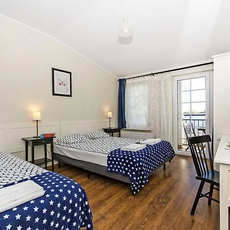 Kurort Stara Wedzarnia 아파트호텔 4*